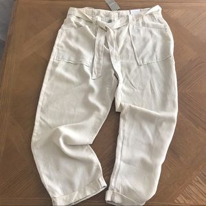 NWT Chico’s Ultimate Fit Crop Pants